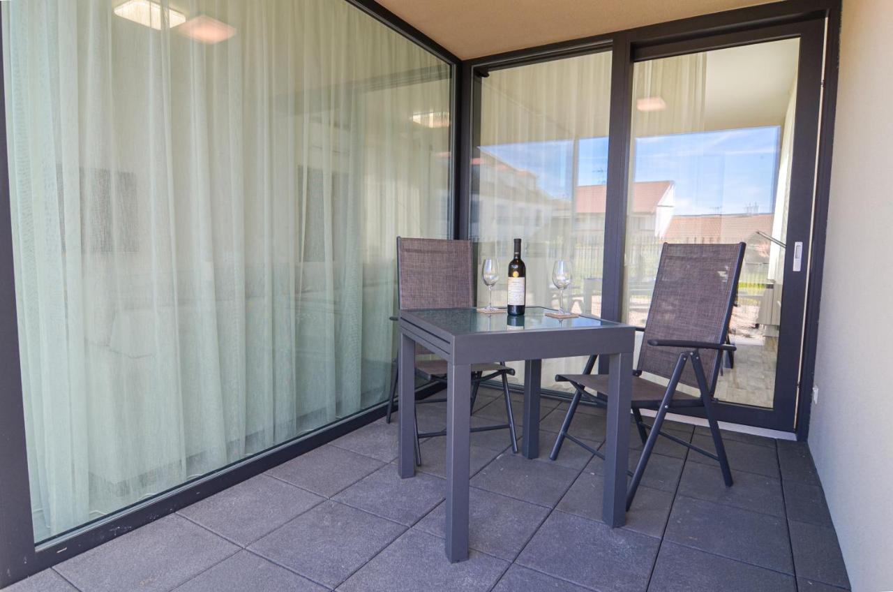 Palm Garden Apartment 1 米库洛夫 外观 照片
